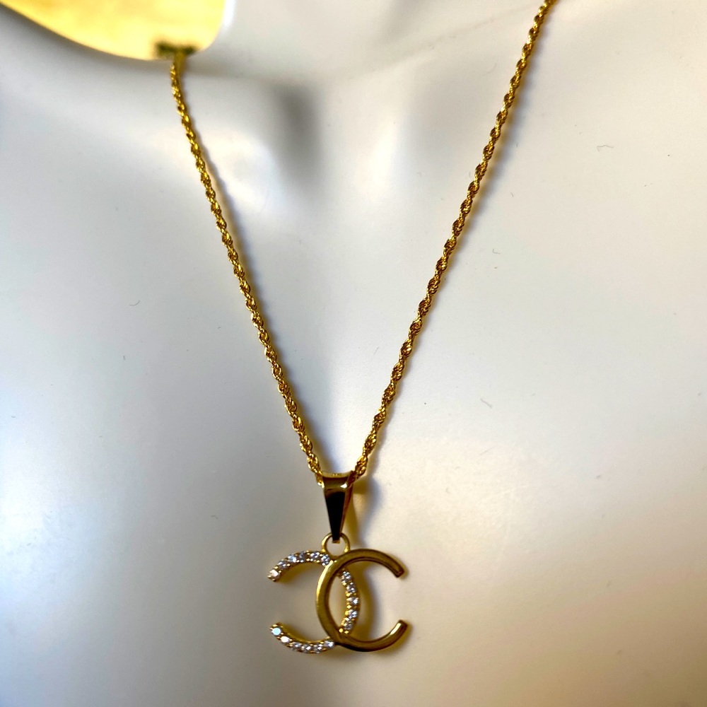 18k real gold pendant and chain